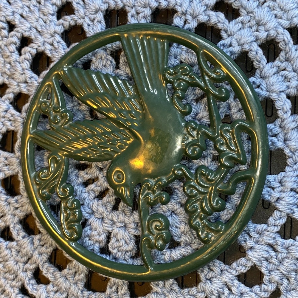Green Cast Iron Bird Pattern Round Trivet
